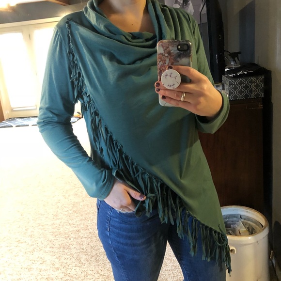 Sweaters - Cute sweater